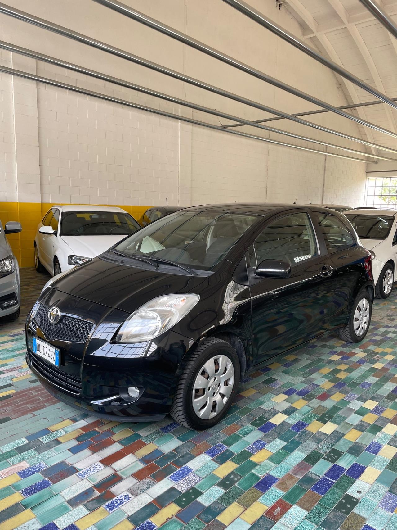 Toyota Yaris 1.0 Gpl VALIDO FINO AL 2032