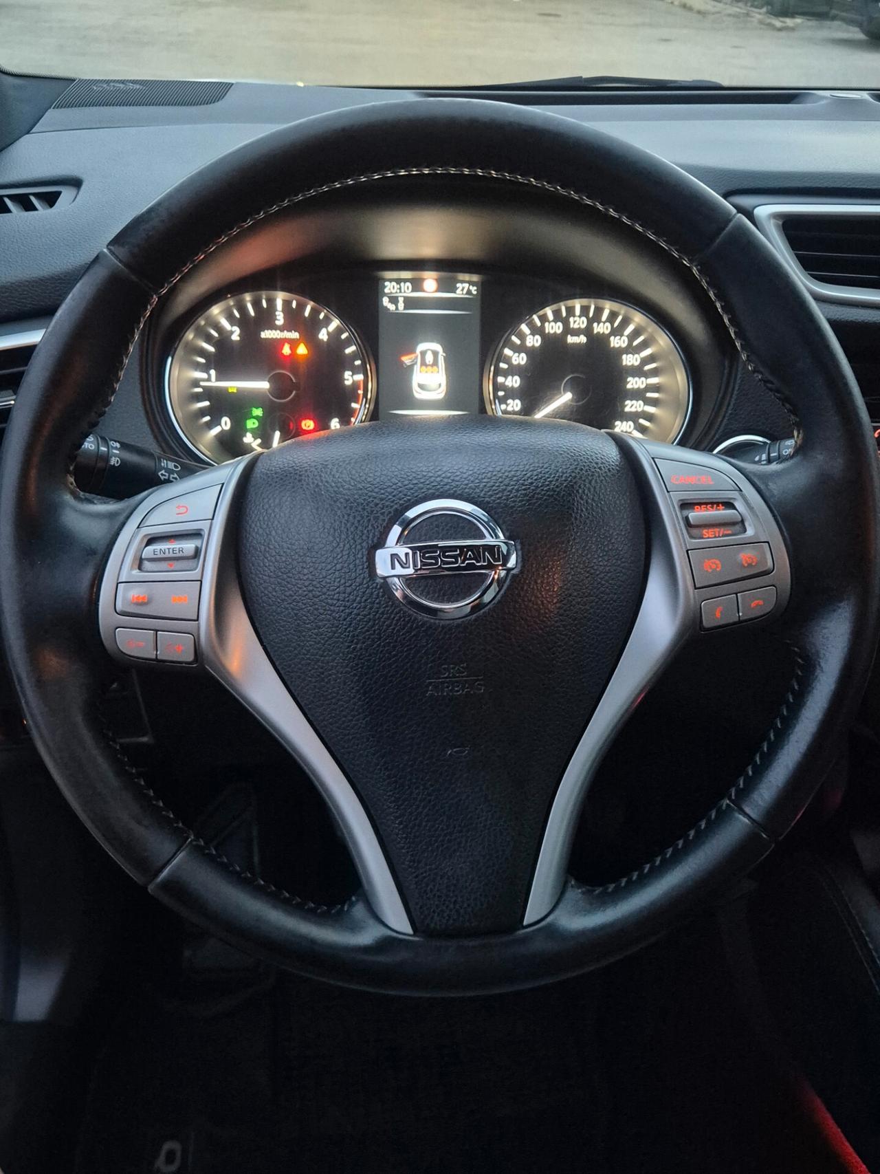 Nissan Qashqai 1.6 dCi 2WD Acenta Premium