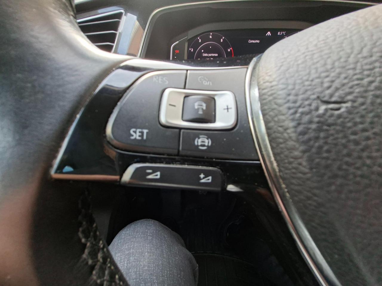 Volkswagen Tiguan 1.5 tsi Style 130cv R-line