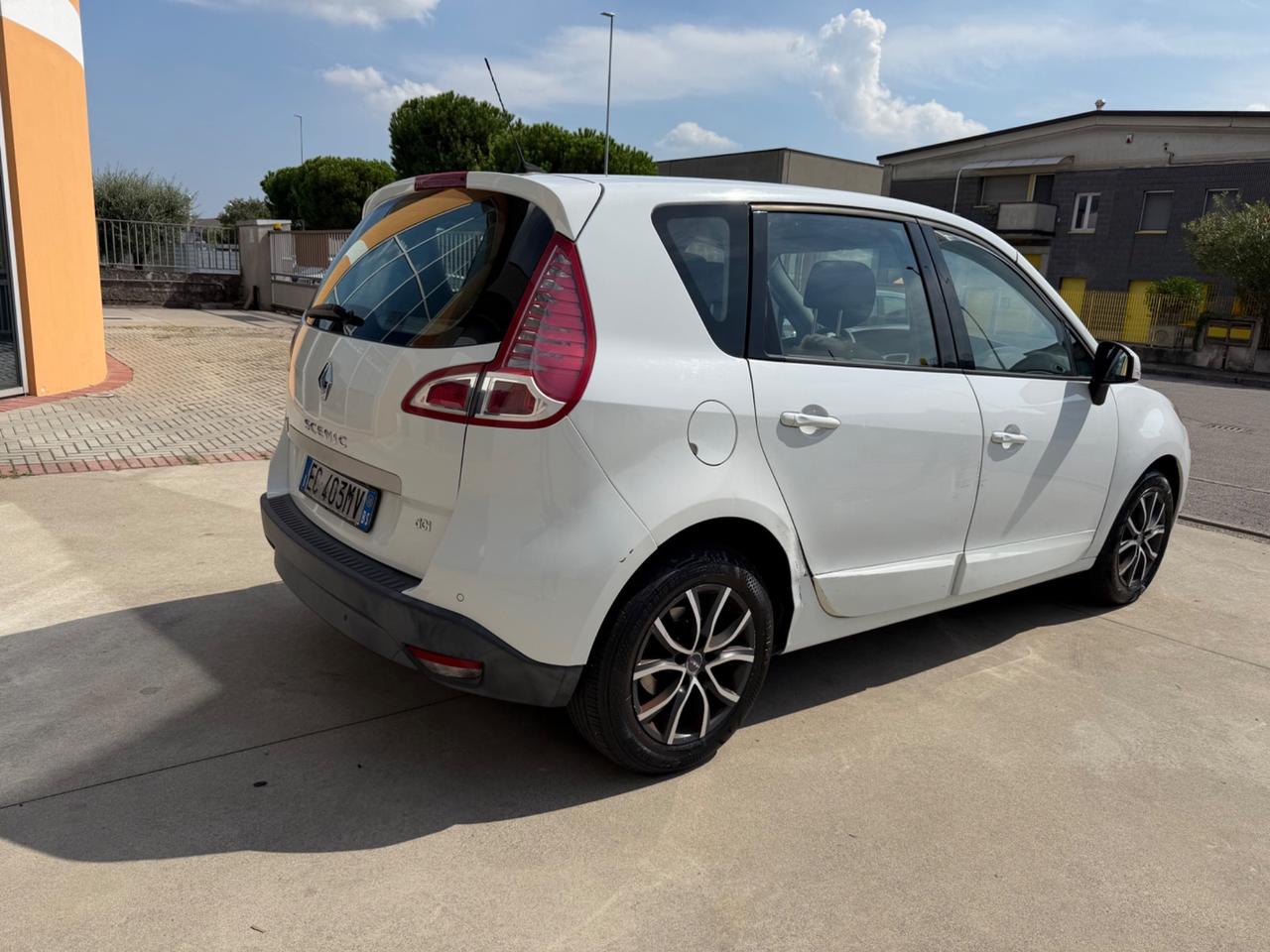 Renault Scenic Scénic X-Mod 1.5 dCi 110CV Dynamique