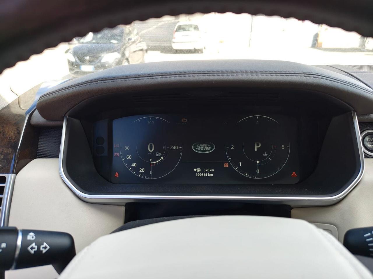 Land Rover Range Vogue 4.4 SDV8 LWB