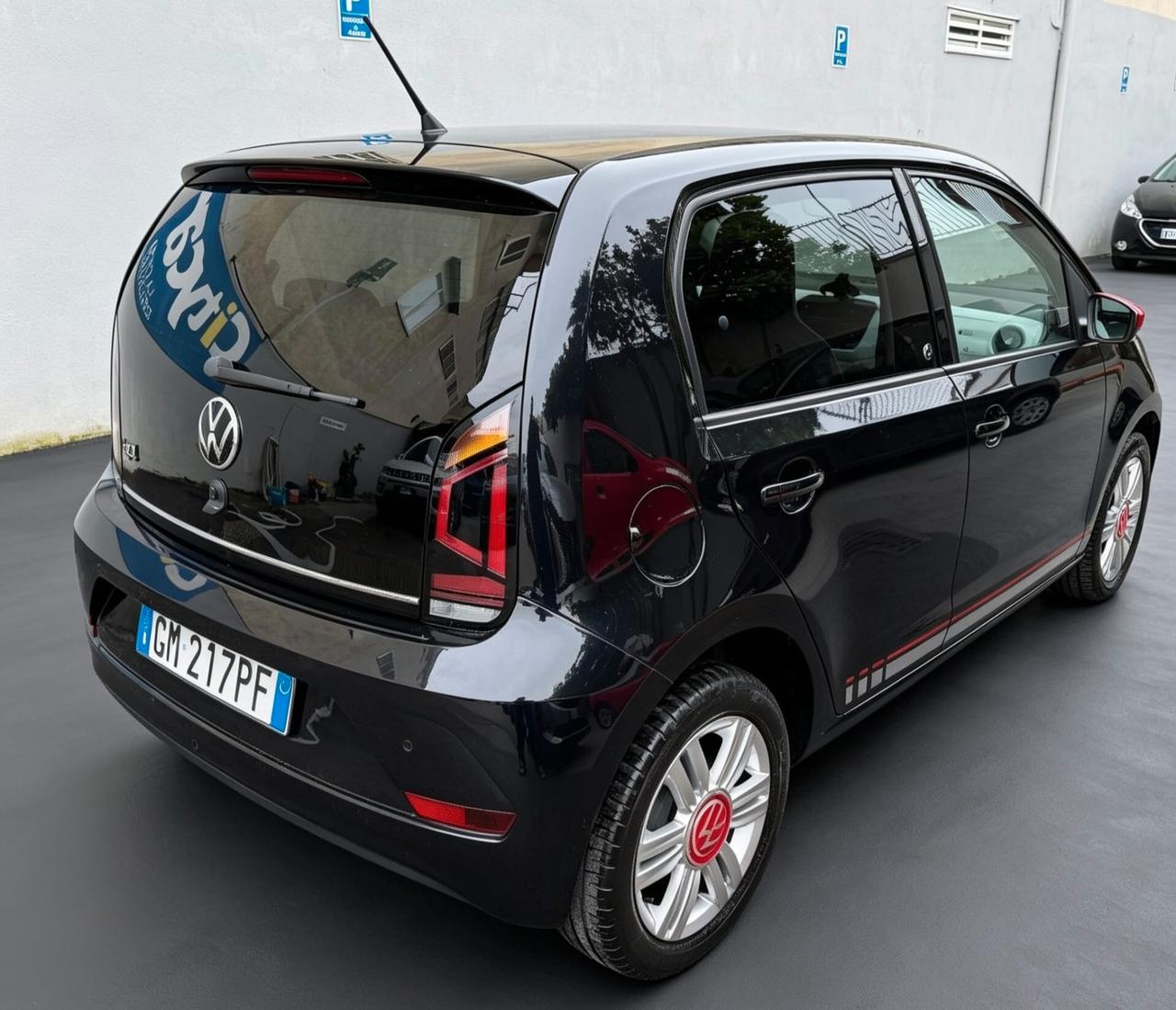 Volkswagen up! 1.0 5p. EVO beats BlueMotion Technology