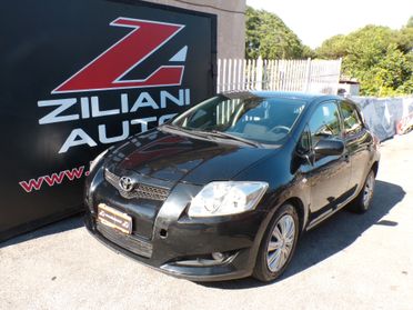 Auris 2.0 D-4D 5 porte Sol