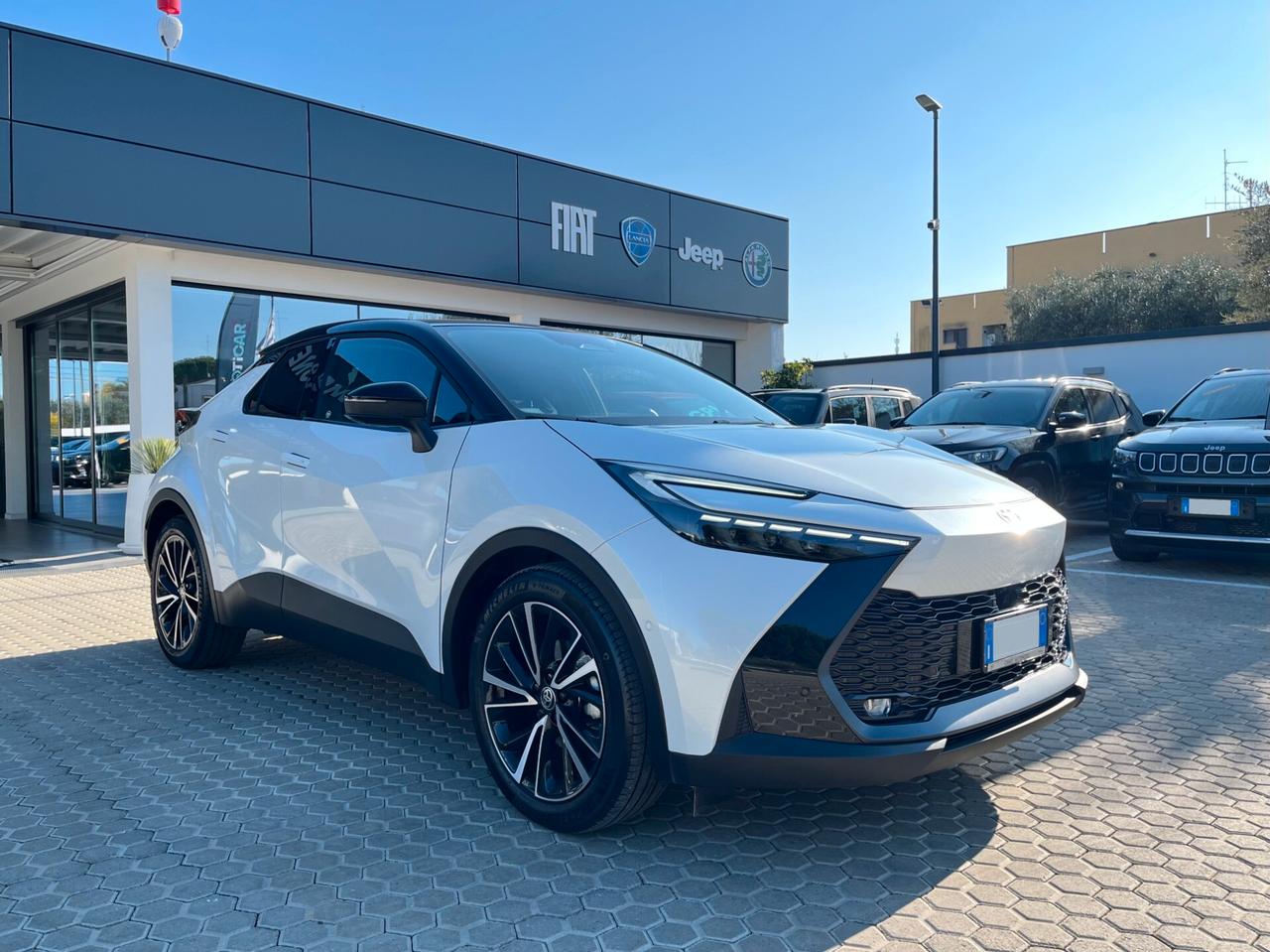 Toyota C-HR 2.0 Full Hybrid (HEV) Lounge Automatic