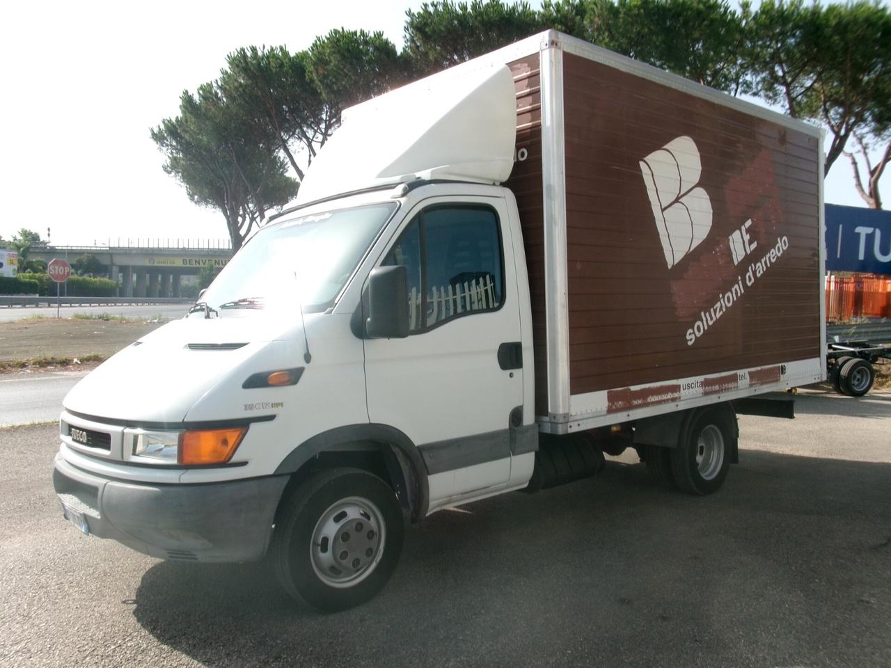 Iveco Daily 35C12 2.3 120CV P.3450 FURGONE LEGA DA 3.95M 200000 KM