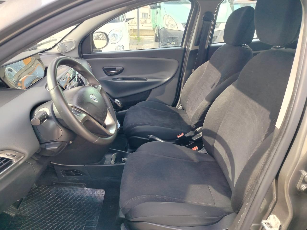 Lancia Ypsilon 1.3 MJT 16V 95 CV 5 porte S&S Platinum