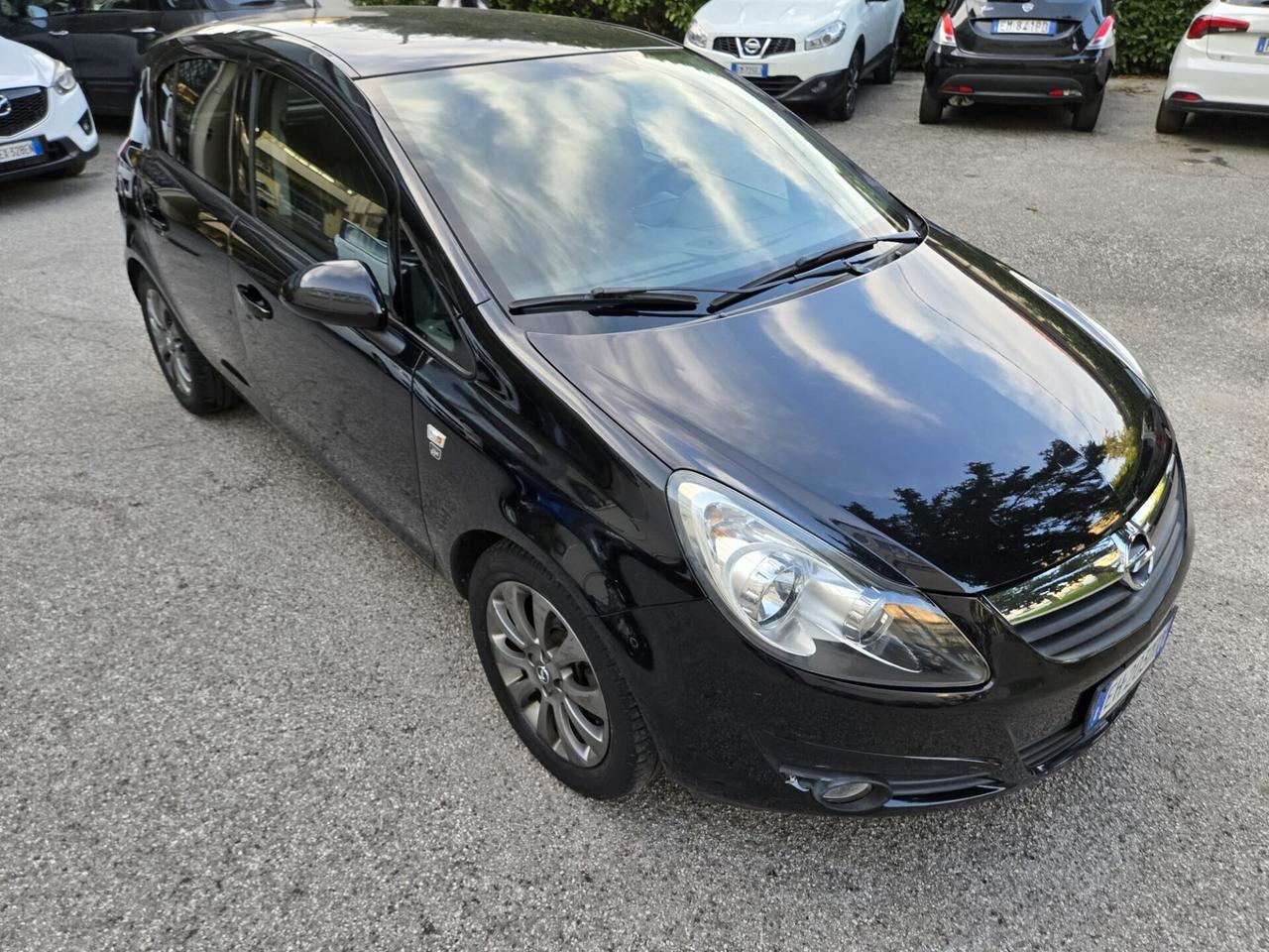 Opel Corsa 1.2 5P Edition Cosmo Neopatentati