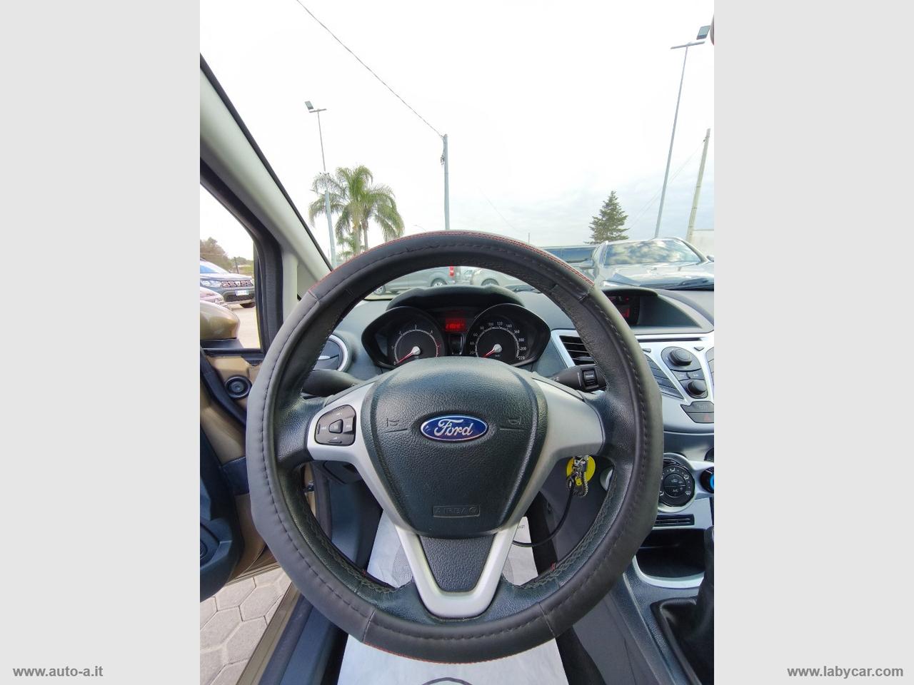 FORD Fiesta 1.4 TDCi 70 CV 5p. Titanium