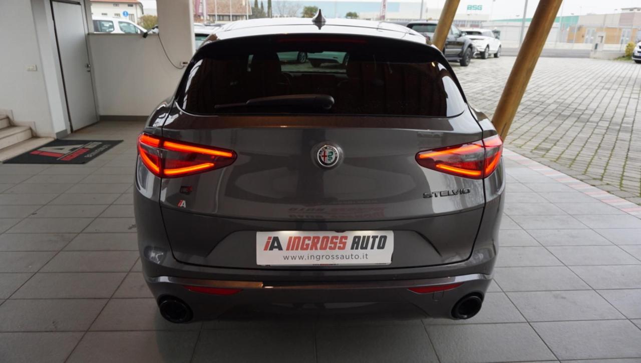 Alfa Romeo Stelvio 2.2 Turbodiesel 210 CV AT8 Q4 Veloce