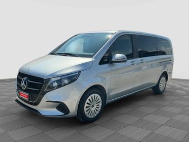 MERCEDES-BENZ CLA sse V V 250 d Automatic Style Long