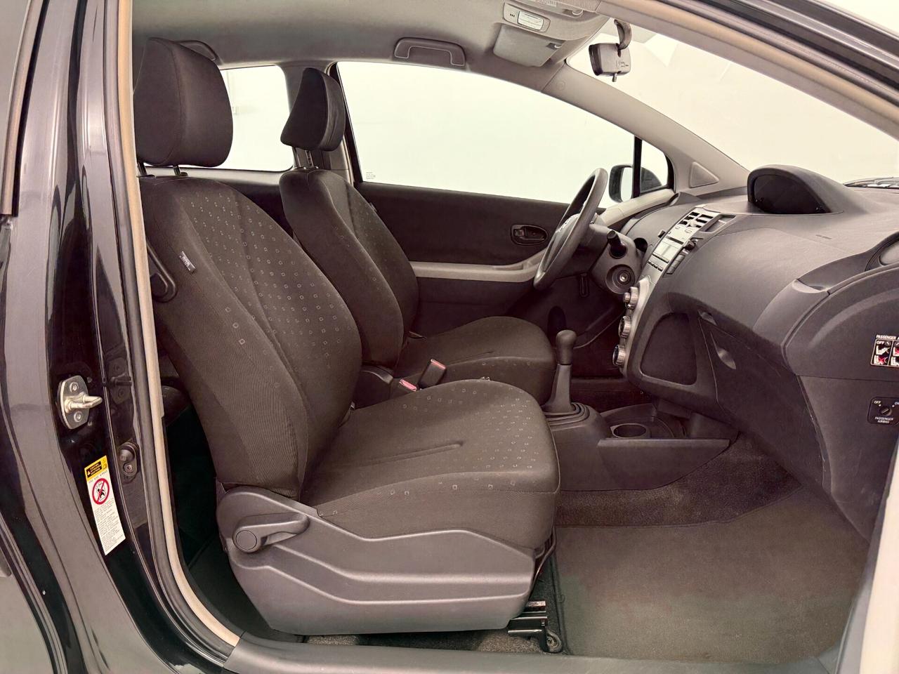 Toyota Yaris 1.0 CLIMA