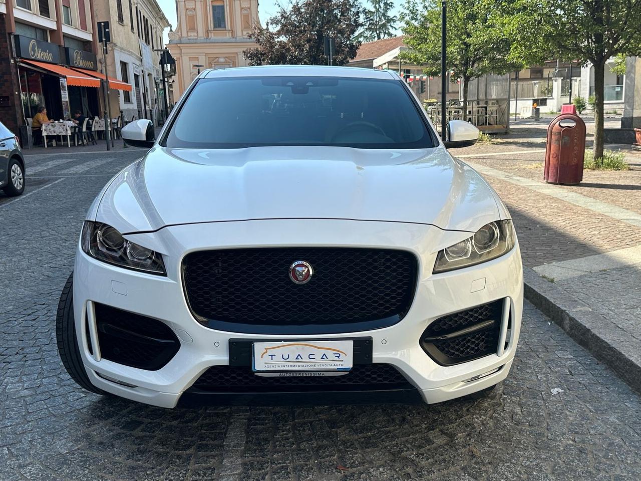 Jaguar F-Pace R-Sport 2.0 20d Turbo #11029