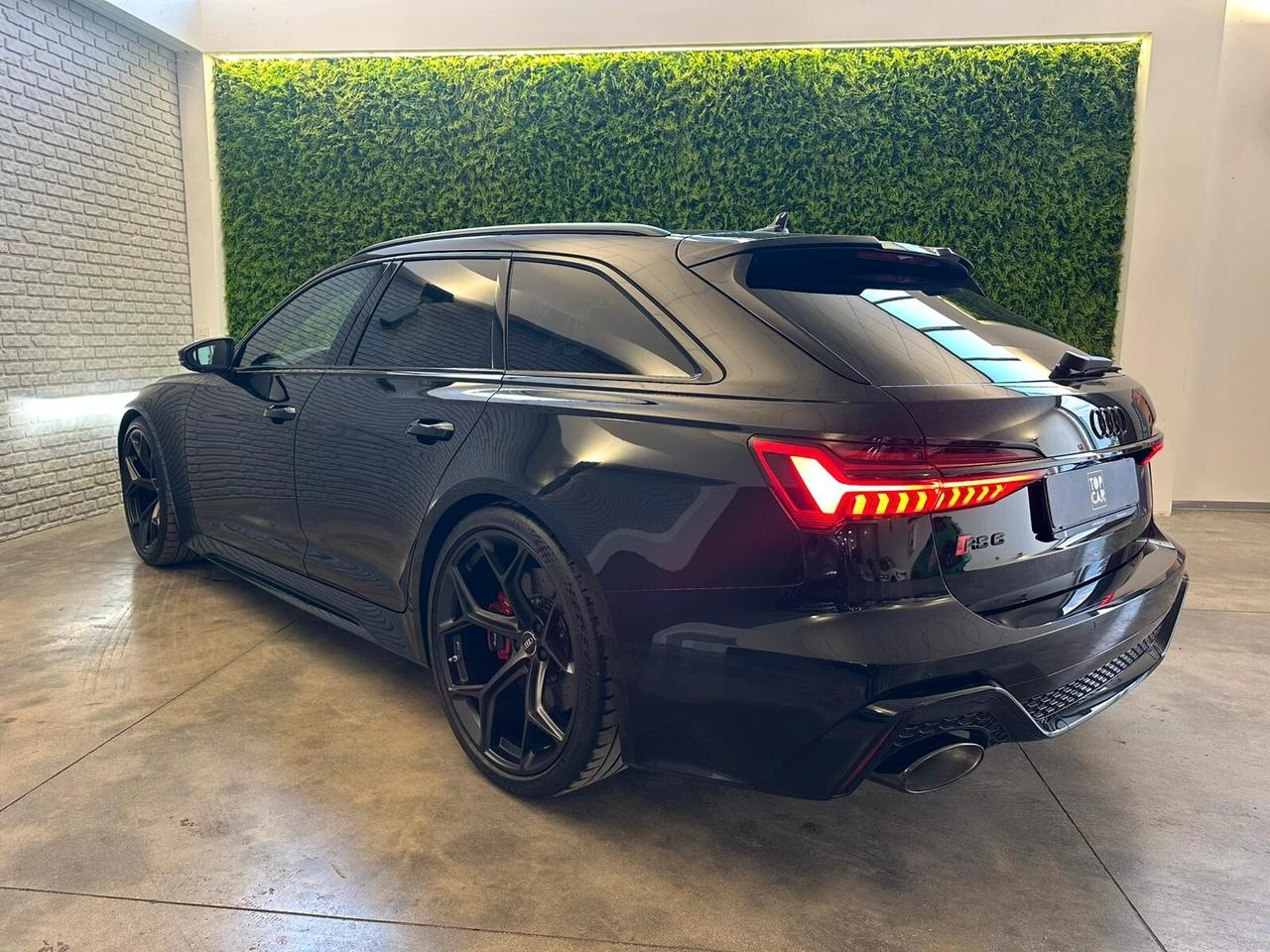 Audi RS6 RS 6 Avant 4.0 TFSI V8 quattro tiptronic Performance