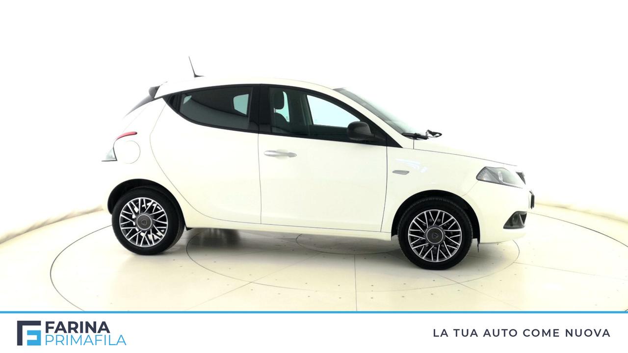 LANCIA Ypsilon III 2021 - Ypsilon 1.0 firefly hybrid Gold Plus s&s 70cv 5p.ti