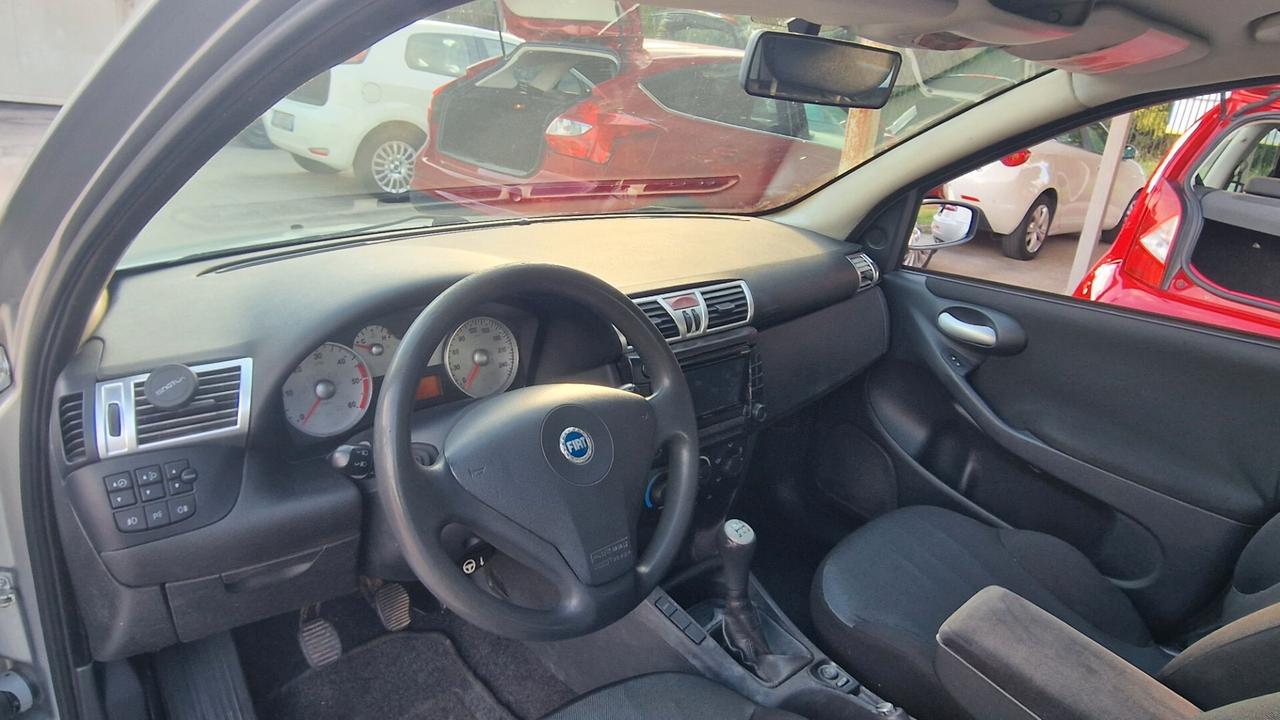 Fiat Stilo 1.9 MJT 120 CV 5 porte Dynamic