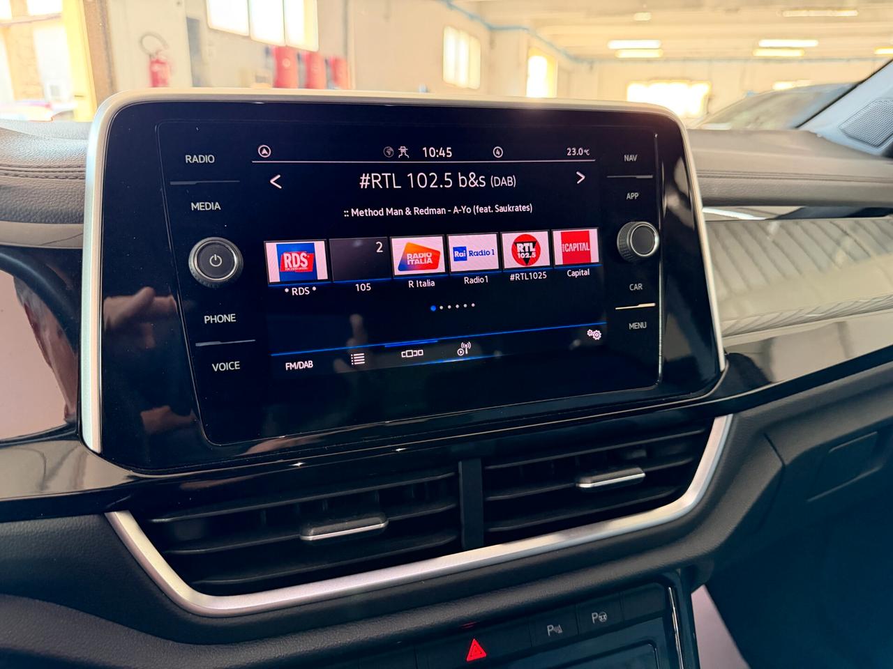 Volkswagen T-Roc 1.5 TSI ACT DSG R-Line 150cv