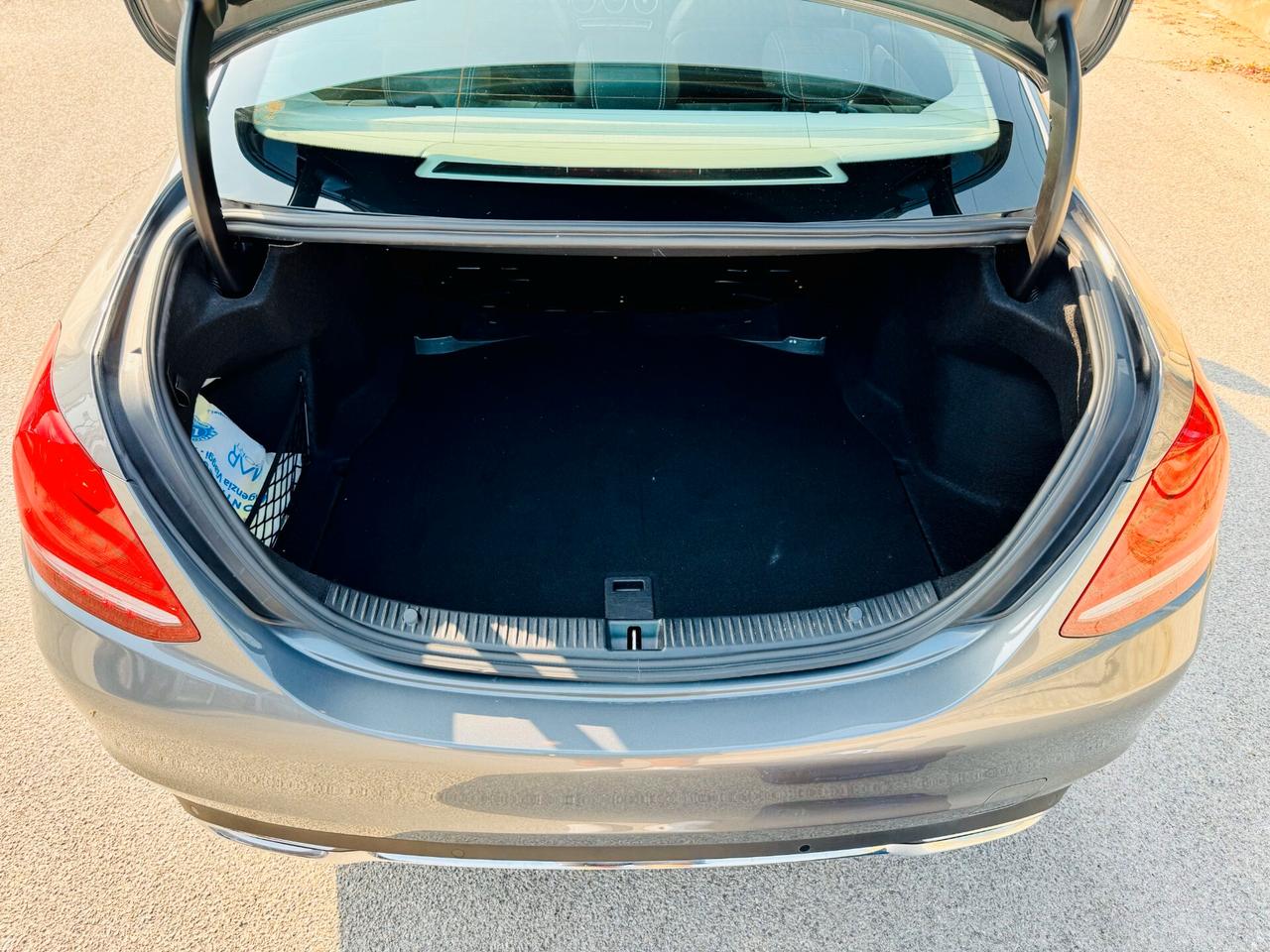 Mercedes-benz C 200 d Premium / LED / NAVI / Automatica