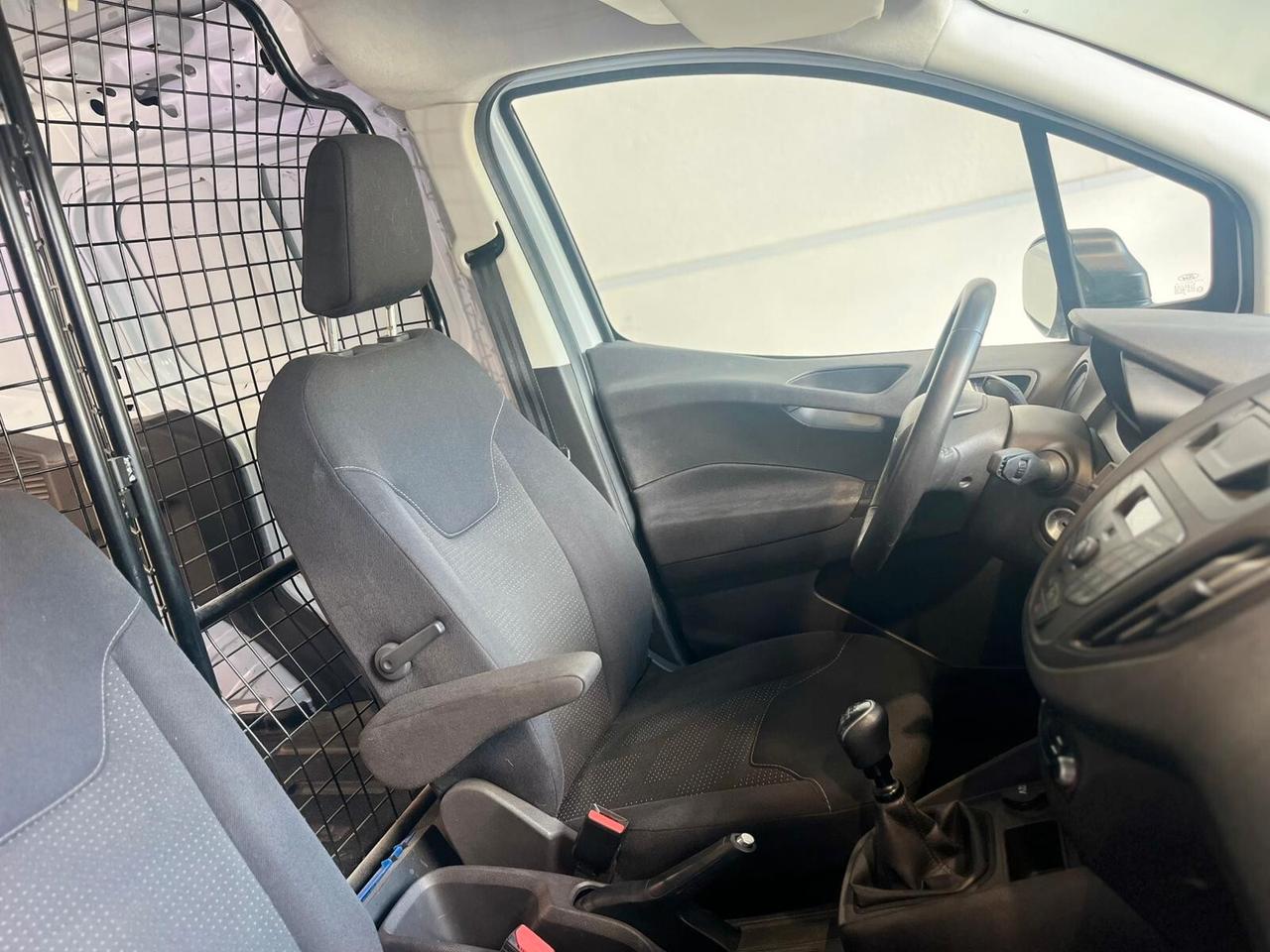 FORD TRANSIT COURIER 1.5 TDCi 75CV Van *45MILA KM* PARI AL NUOVO