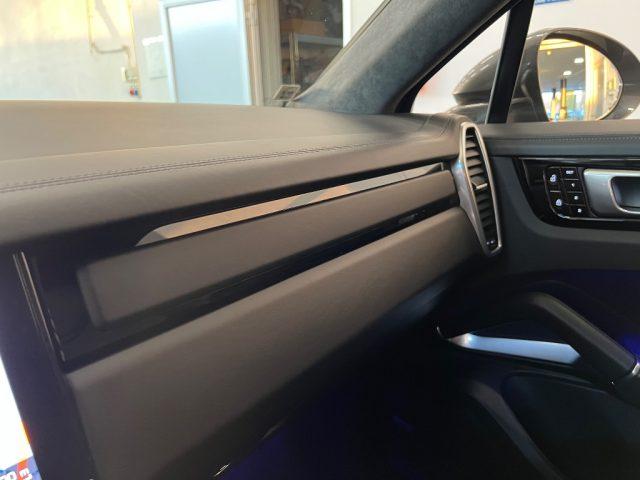 PORSCHE Cayenne Coupé 4.0 V8 Turbo //BOSE/SPORT CHRONO//22//