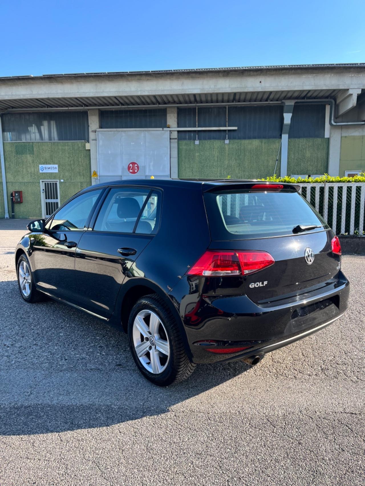 Volkswagen Golf 1.2 TSI 105 CV Neopatentati