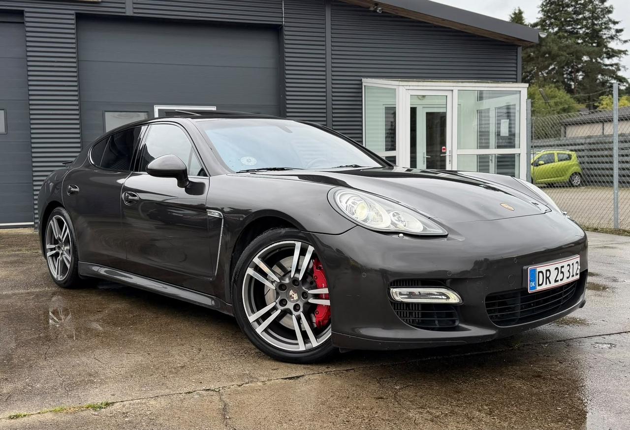Porsche Panamera 4.8 Turbo 500cv FULL CARBONIO