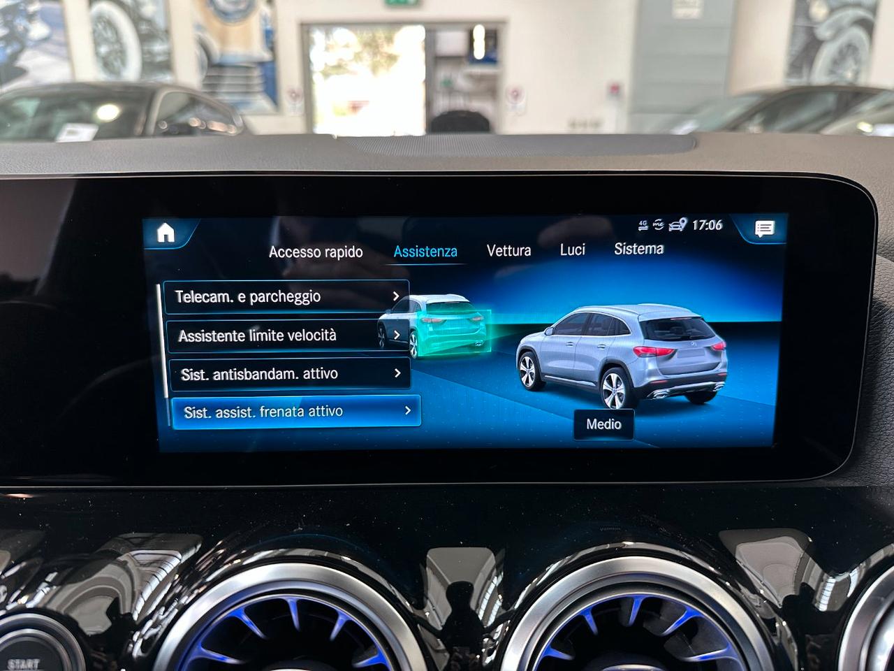 Mercedes GLA 200 d Sport Plus auto-LED-18"-Camera-Carplay-IVA