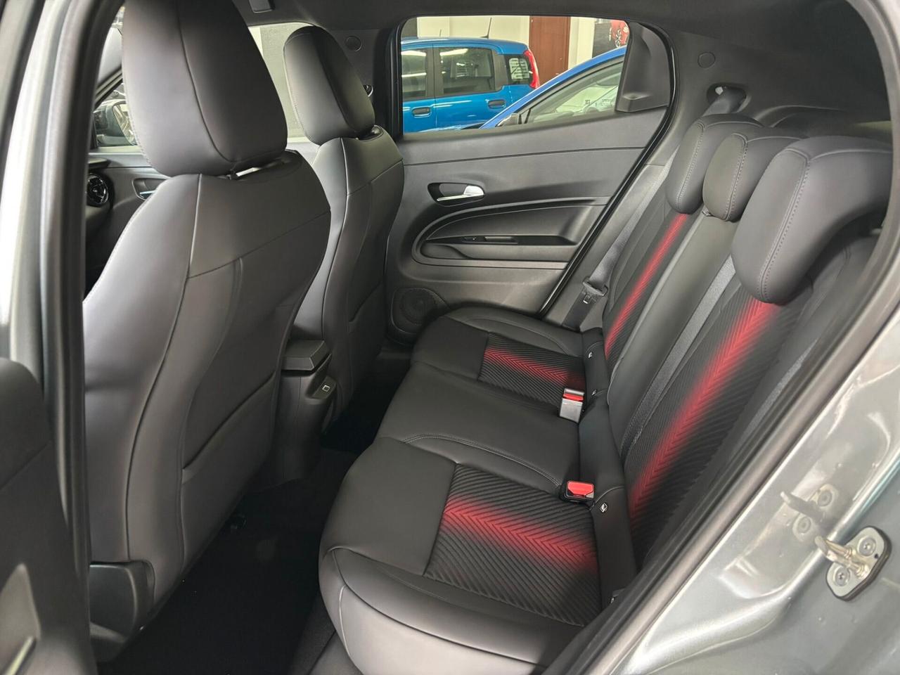 Alfa Romeo Junior 1.2 136 CV Hybrid eDCT6 Speciale