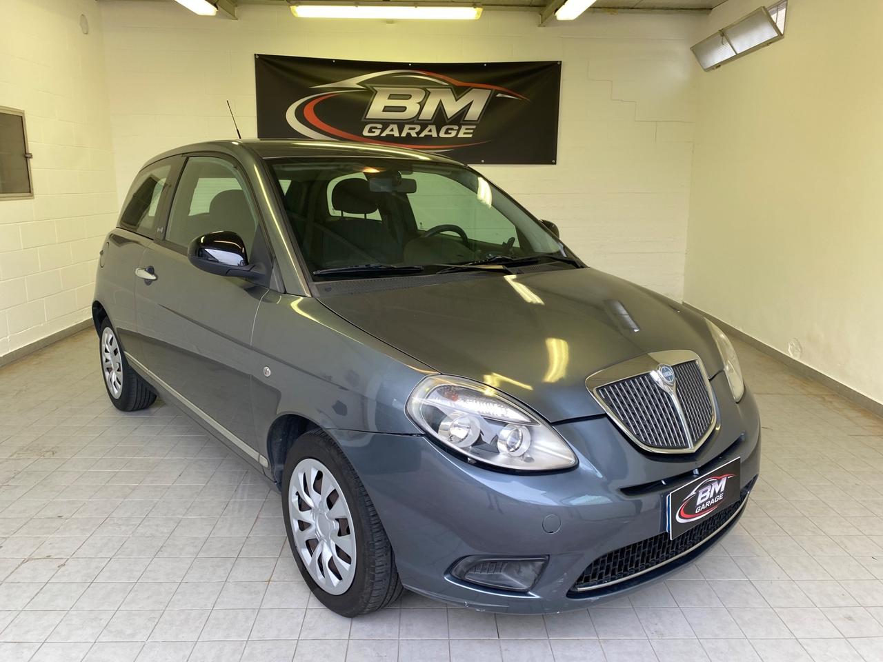 Lancia Ypsilon 1.2 69 CV Platinum
