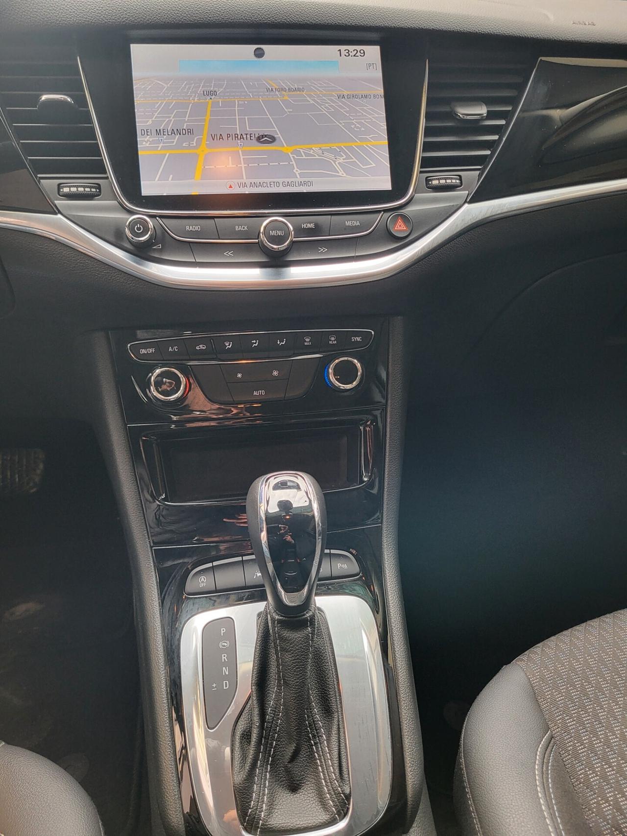 Opel Astra 1.6 CDTi 136CV Sports Tourer AUTOMATICA