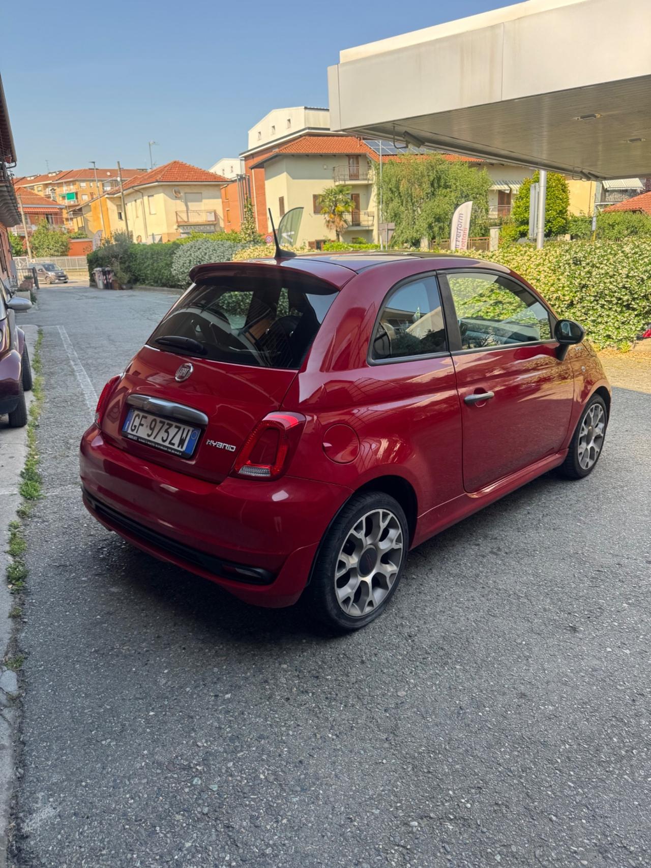 Fiat 500 1.0 Hybrid Hey Google