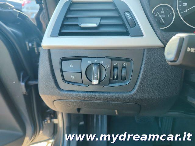 BMW 318 d Touring Advantage