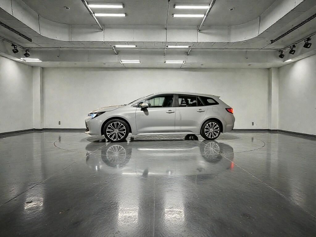 Toyota Corolla Touring Sports 2.0 Hybrid Business CVT