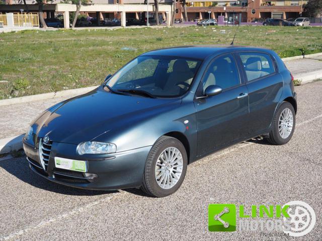 ALFA ROMEO 147 1.6i 16V T.S. (105 CV) cat 5p. Dist.