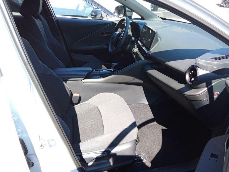 Toyota C-HR (2023-->) 2.0 HV Trend