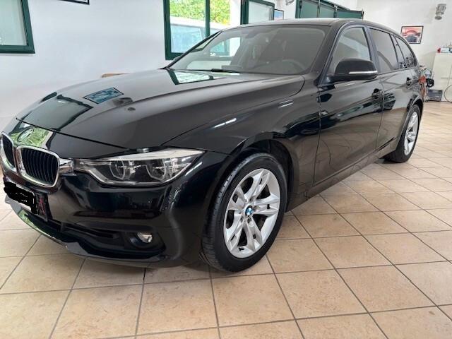 Bmw 320 320d xDrive Touring Luxury 4x4 integrale 190 cv euro 6 B