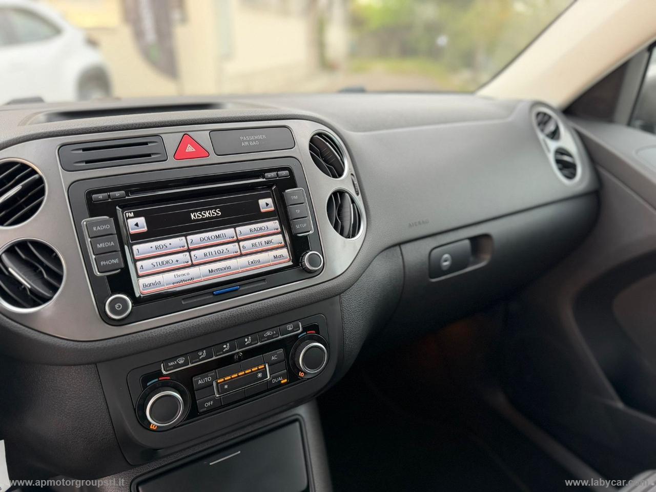VOLKSWAGEN Tiguan 2.0 TSI 4MOTION 4X4 Sport & Style
