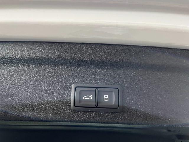 AUDI Q3 SPB 35TDI Stronic Identity Black S line "20 Sline