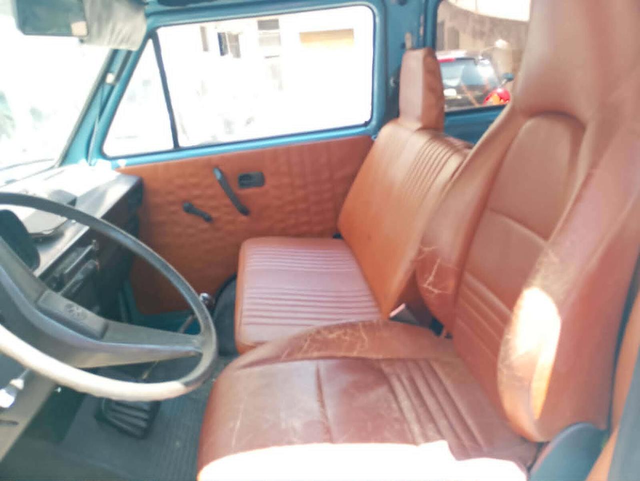 Volkswagen T3 1600 TURBO DIESEL 6 POSTI CASSONATO