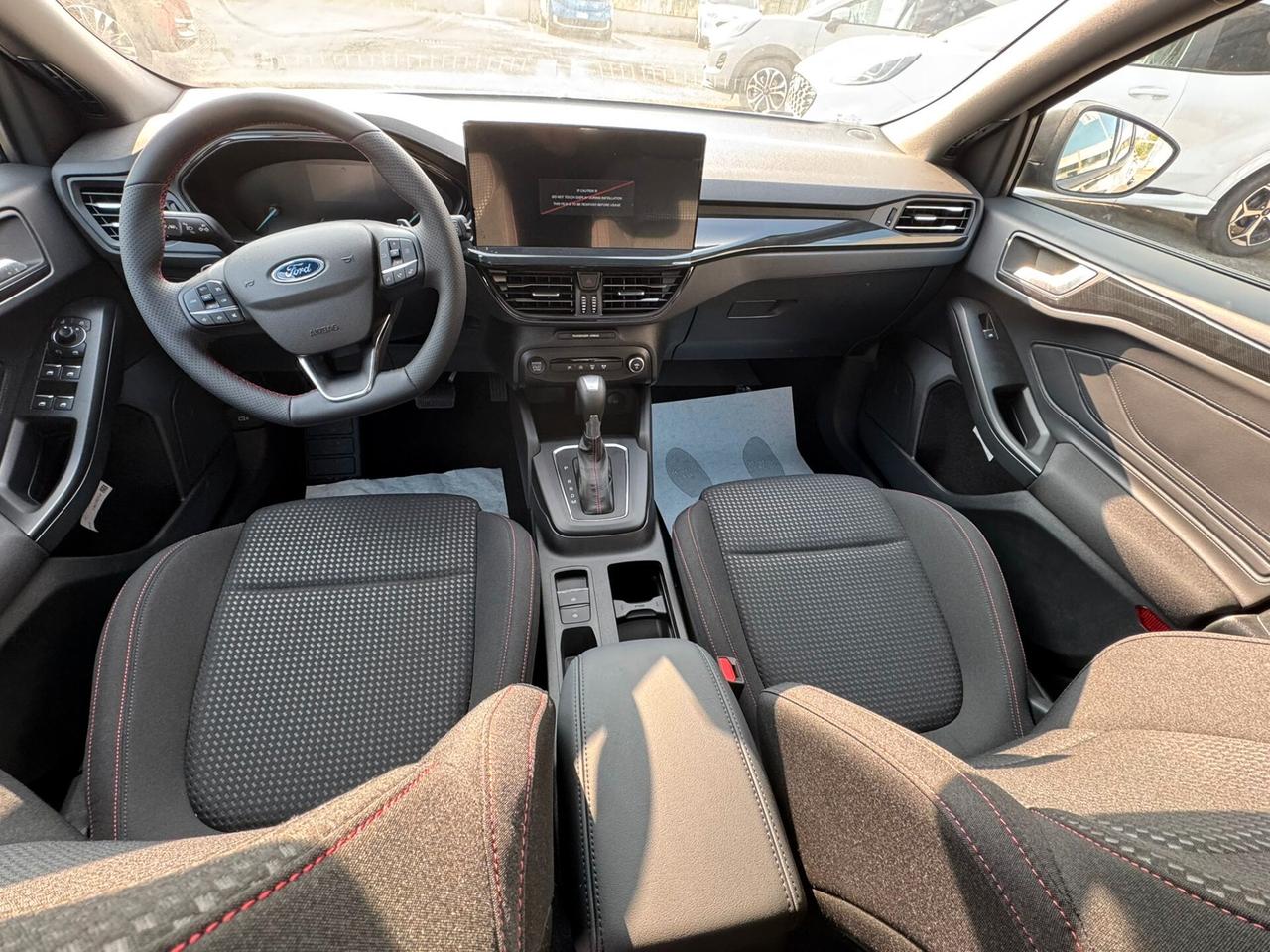 Ford Focus 1.0 EcoBoost Hybrid 125 CV 5p. ST-Line