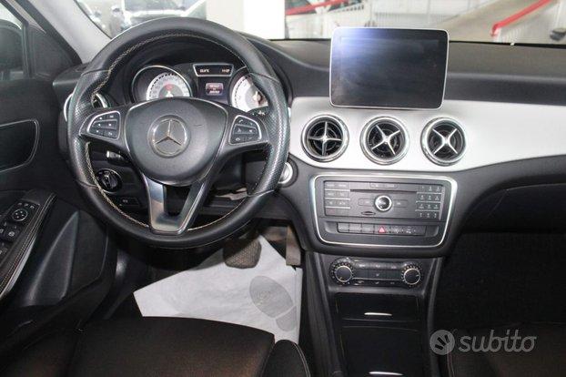 MERCEDES-BENZ GLA 200 d Automatic Executive