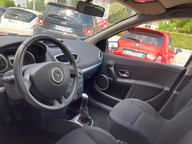 RENAULT Clio 1.4 16V 5 porte Dynamique NEOPATENTATI