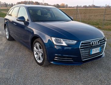Audi A4 Avant 2.0 TDI 150 CV S line edition