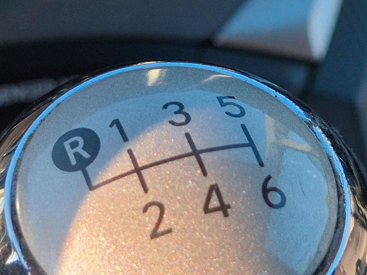 Toyota Verso-S 1.3 MT