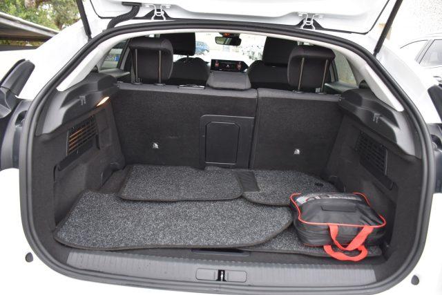 CITROEN C4 PureTech 130 S&S Shine