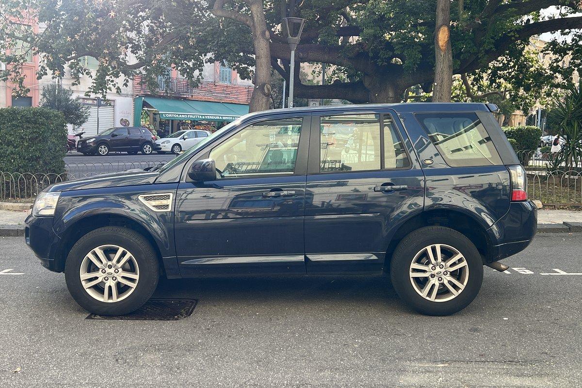 LAND ROVER Freelander 2.2 eD4 2WD S.W. SE