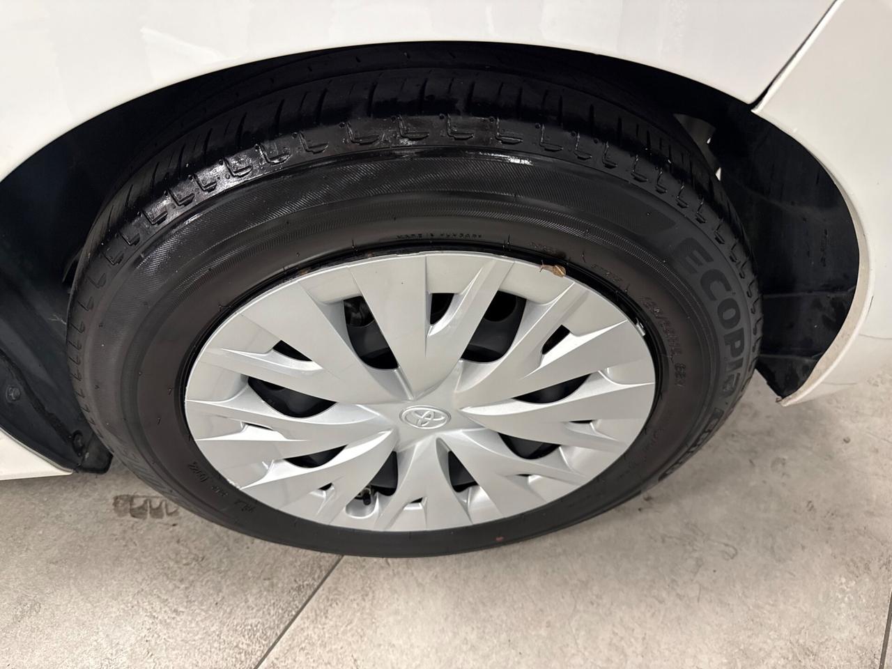 Toyota Yaris 1.5 Hybrid 5 porte Lounge 92CV Auto