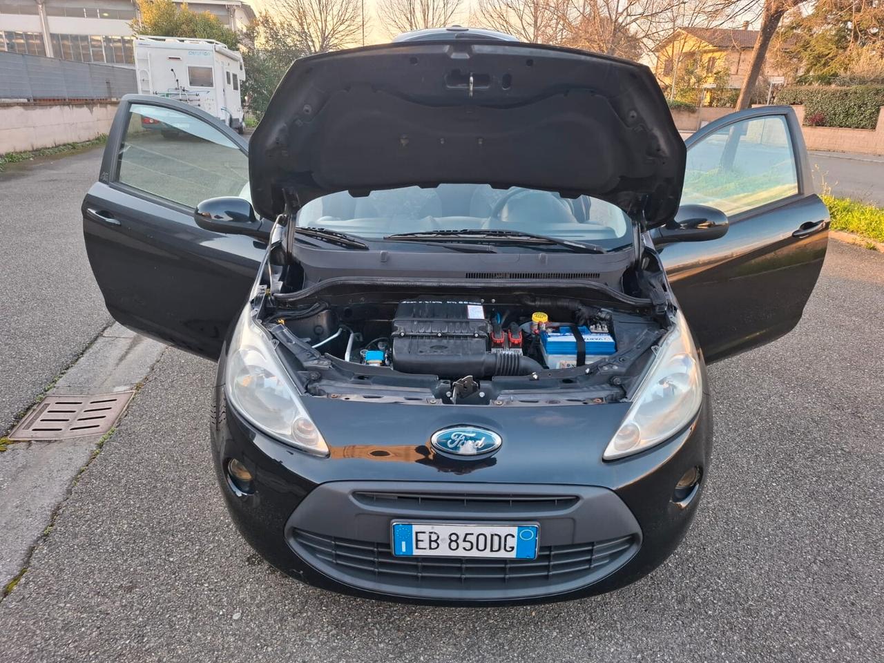 Ford Ka 1.2 benzina 2010 con SOLO 114.000 KM