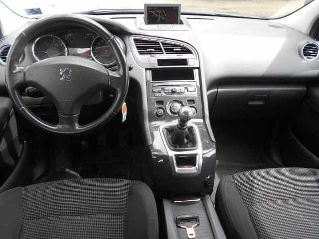 Peugeot 5008 2.0 HDi 150CV Tecno