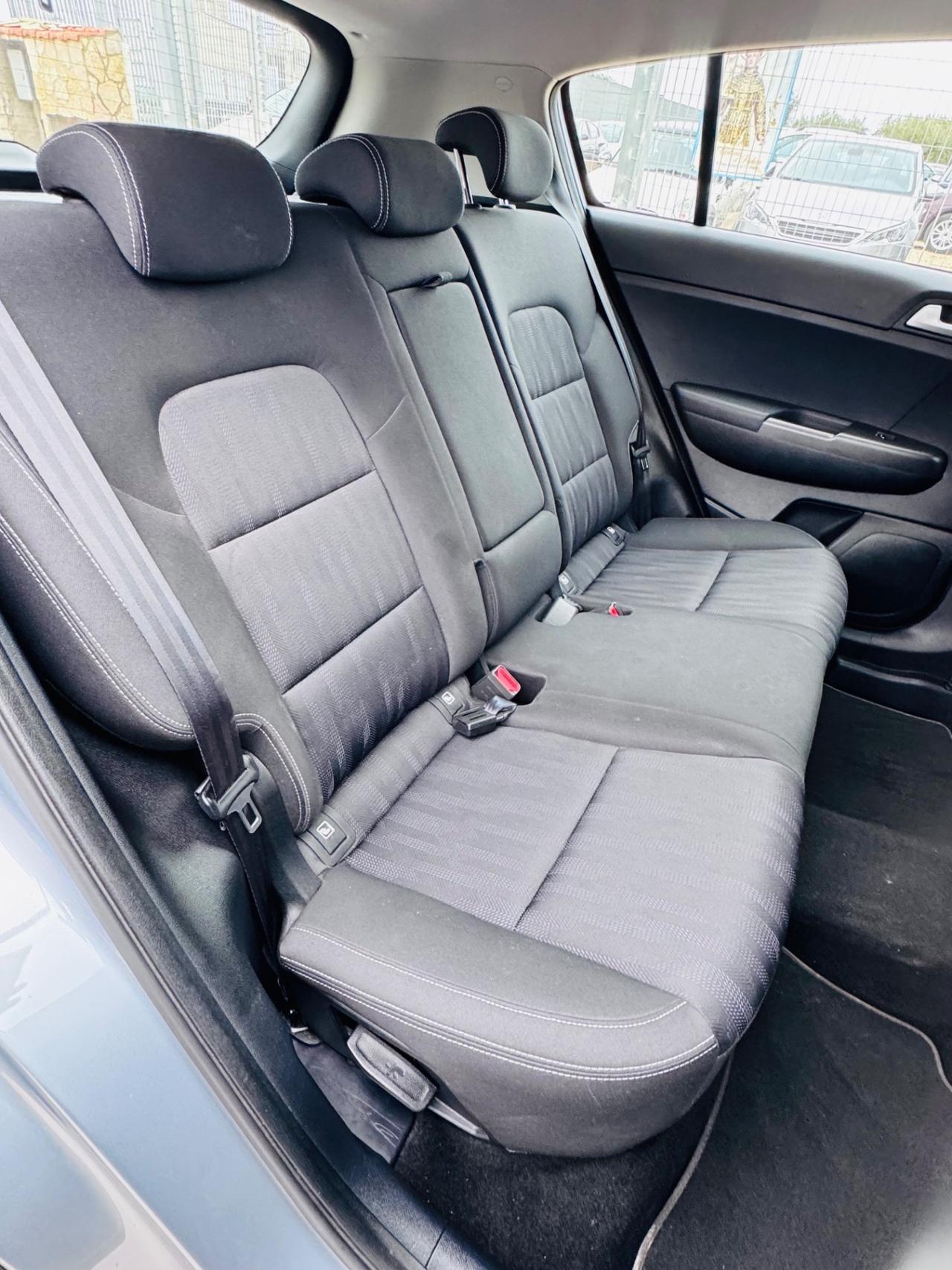 Kia Sportage 1.6 CRDI 136 CV 2WD Mild Hybrid GT Line