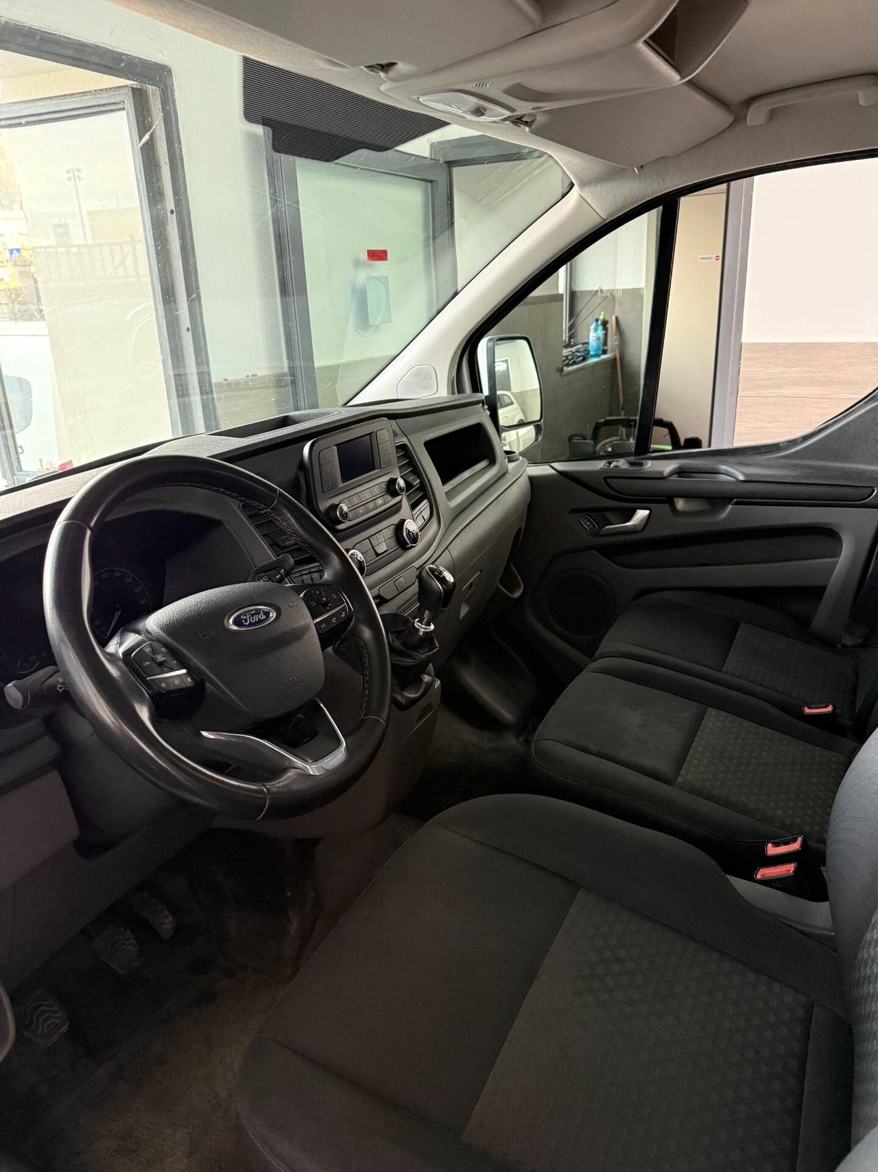 Ford Transit Custom 280 2.0 EcoBlue 130 aut. PC Furgone Titanium